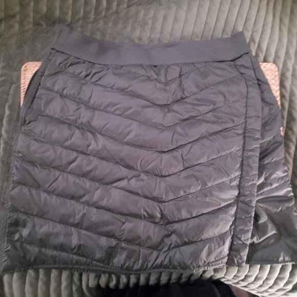 Aventure Women's Ultra Light Down Skirt - Picture 1 of 4